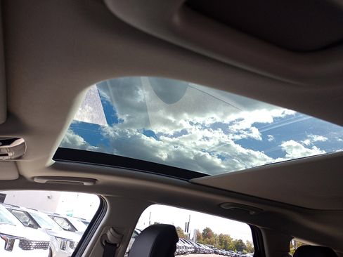 New 2026 Kia Sportage EX w/ EX Panoramic Sunroof Package image 10