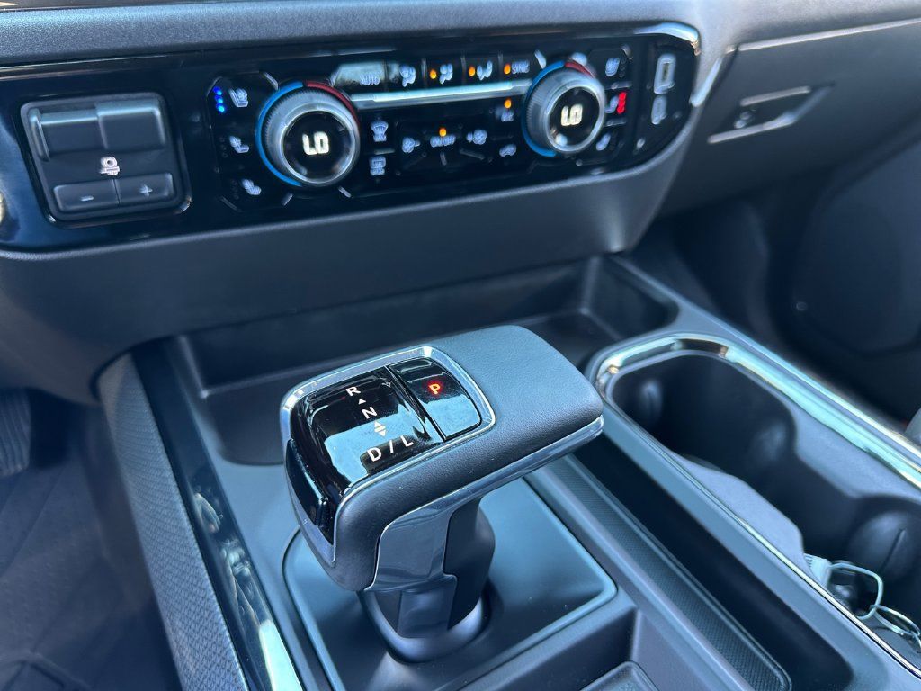 Used 2025 Chevrolet Silverado 1500 ZR2 w/ Technology Package AWD/4WD image 20