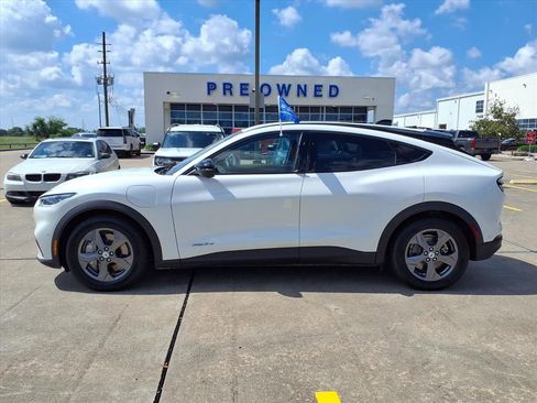 Used 2023 Ford Mustang Mach-E Select RWD image 3