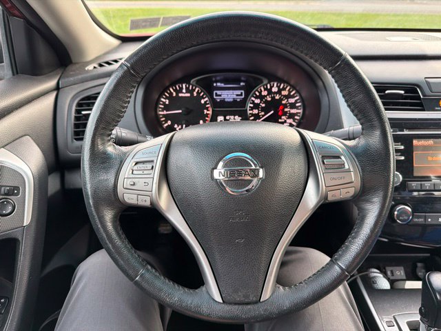 Used 2014 Nissan Altima 2.5 SL w/ Moonroof Package FWD image 21