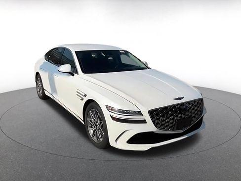 Used 2026 Genesis G80 2.5T AWD/4WD image 3