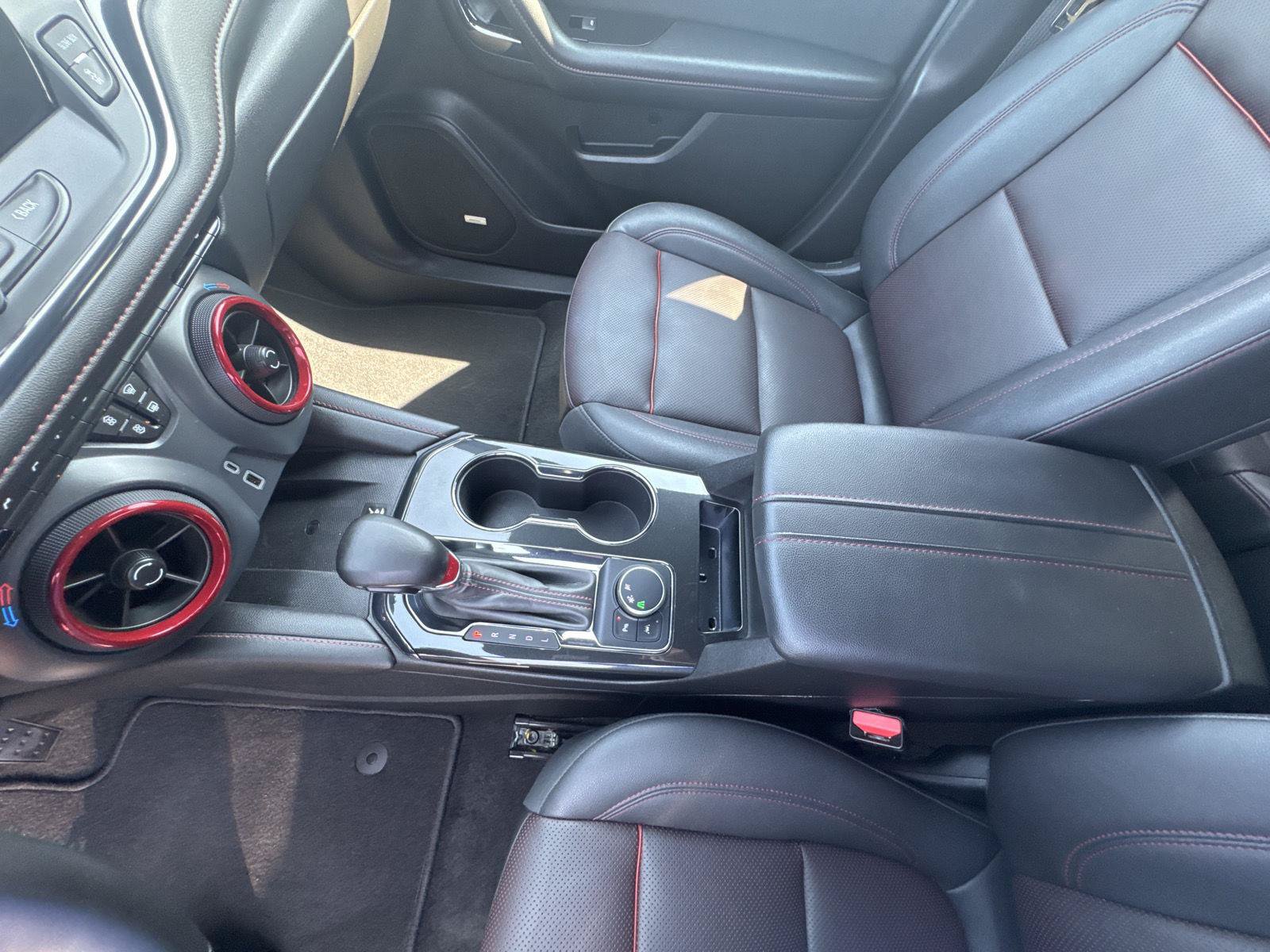 Used 2025 Chevrolet Blazer RS FWD image 27