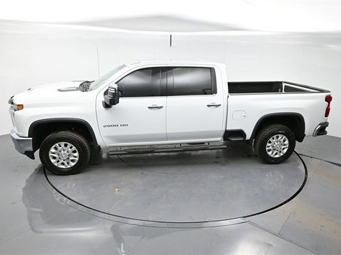 Used 2020 Chevrolet Silverado 2500 LTZ w/ LTZ Plus Package image 35