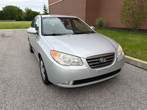 Used 2009 Hyundai Elantra GLS FWD image 16