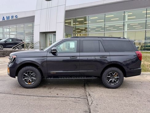 New 2026 Ford Expedition Tremor image 2