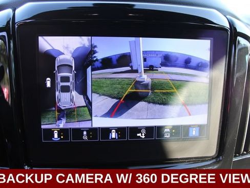 Used 2023 Chevrolet Traverse Premier w/ Redline Edition AWD/4WD image 6