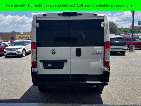 Used 2025 RAM ProMaster 2500 w/ U-Haul Equipment Group FWD image 25