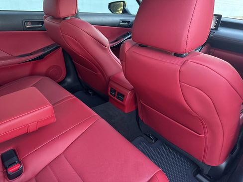 Certified 2023 Lexus IS 500 image 23