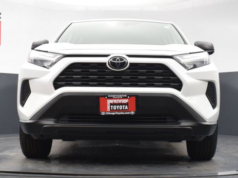 Used 2024 Toyota RAV4 LE image 29