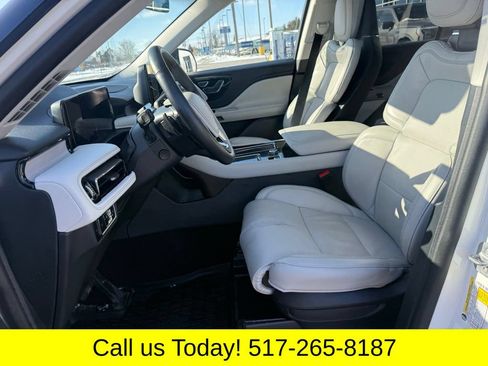 Used 2025 Lincoln Aviator Reserve w/ Equipment Group 201A AWD/4WD image 21