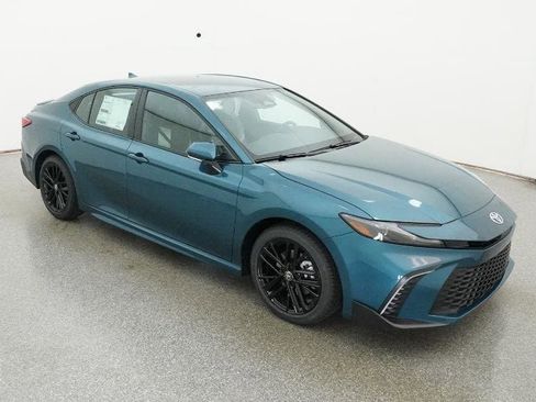 New 2026 Toyota Camry SE image 13