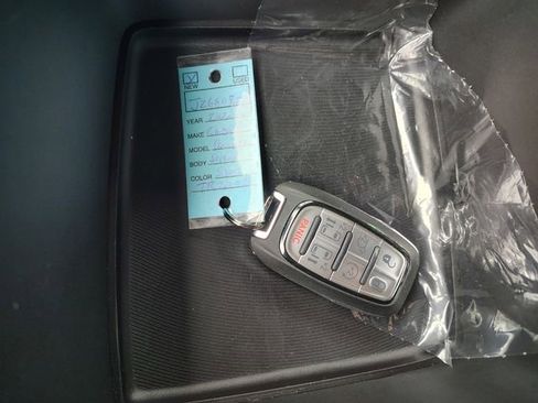 New 2026 Chrysler Pacifica Select image 26