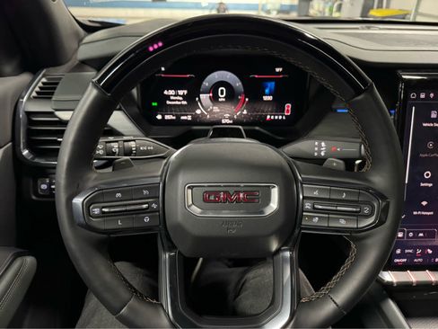 Certified 2024 GMC Acadia AT4 w/ Super Cruise Package image 18