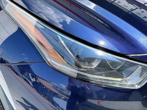 Certified 2021 Toyota Highlander Platinum AWD/4WD image 34