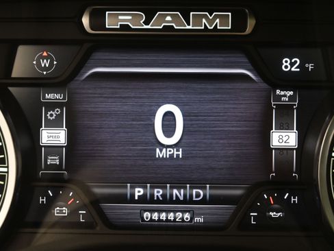 Used 2023 RAM 1500 Laramie AWD/4WD image 16