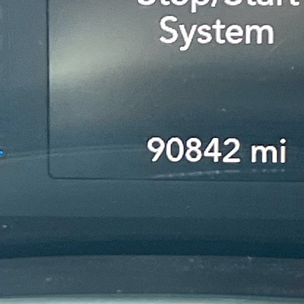 Used 2018 Chrysler Pacifica Touring-L w/ Premium Audio Group FWD image 9