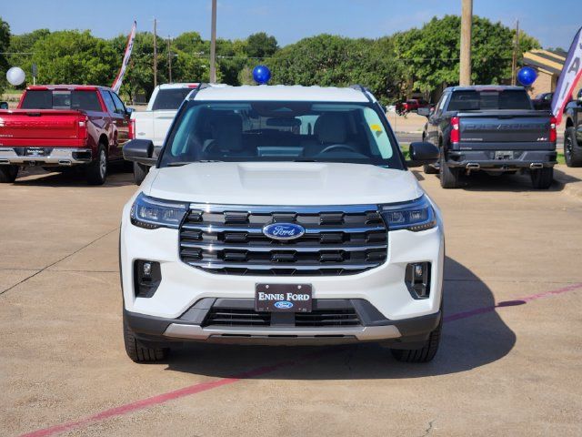 New 2026 Ford Explorer Active w/ Active Comfort Package RWD image 2