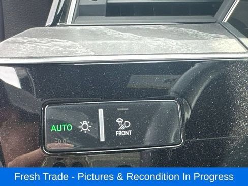 Used 2023 Audi e-tron Premium Plus AWD/4WD image 17