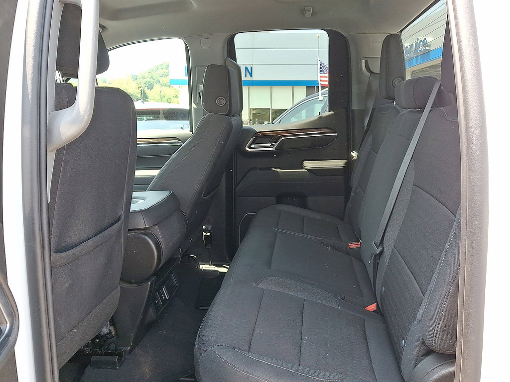 Certified 2023 Chevrolet Silverado 1500 LT AWD/4WD image 12