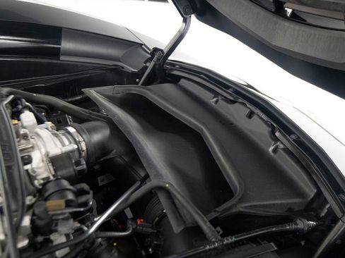 Used 2016 Chevrolet Corvette Z06 w/ Battery Protection Package RWD image 35