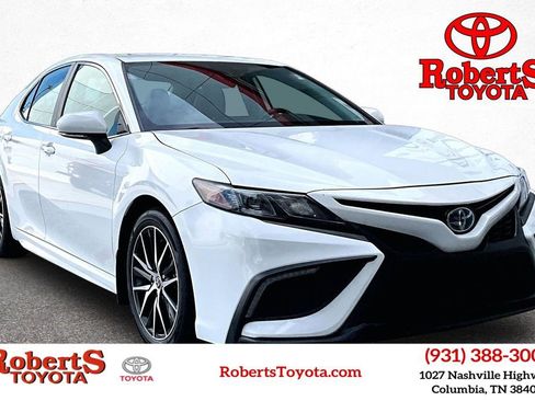 Certified 2024 Toyota Camry SE FWD image 1