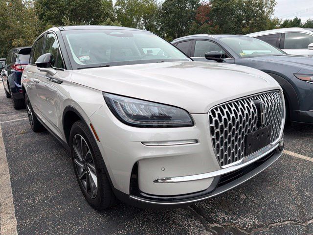 Used 2023 Lincoln Corsair AWD w/ Equipment Group 101A image 1