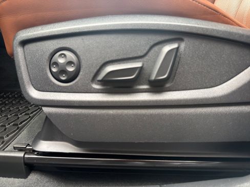 Used 2023 Audi Q5 2.0T Prestige w/ Prestige Package image 20