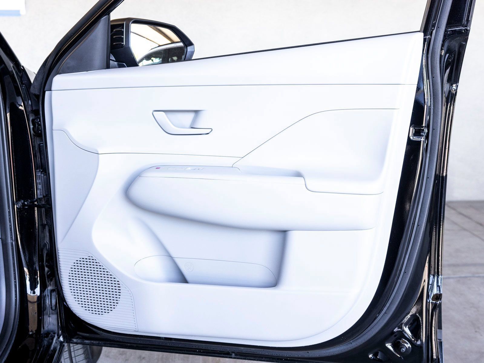 New 2025 Hyundai Kona SEL FWD image 23