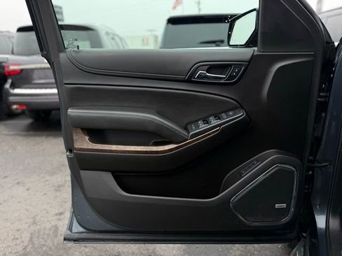 Used 2020 Chevrolet Tahoe LT image 12