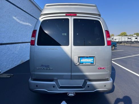 Used 2021 GMC Savana 2500 LS w/ Enhanced Convenience Package image 15