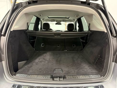 Used 2014 Mercedes-Benz ML 350 ML 350 4MATIC Sport Utility 4D w/ Premium 1 Package image 36