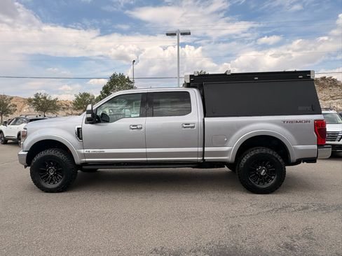 Used 2020 Ford F350 Lariat w/ Tremor Off-Road Package AWD/4WD image 2