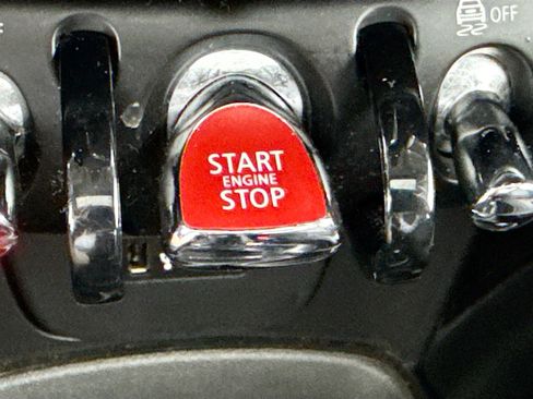 Used 2019 MINI Cooper S FWD image 35
