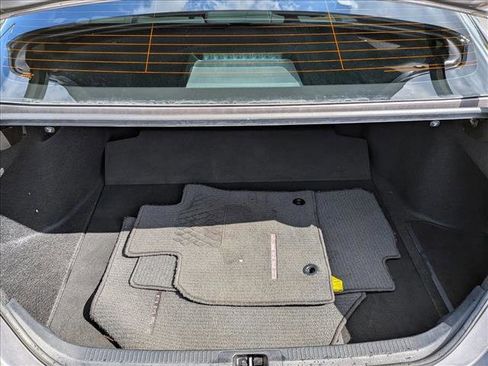 Used 2022 Toyota Camry XSE image 6