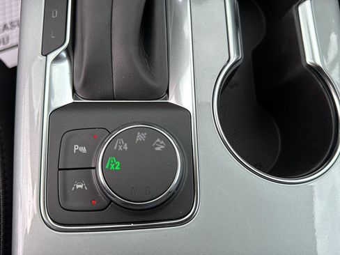 New 2026 Chevrolet Blazer LT AWD/4WD image 14