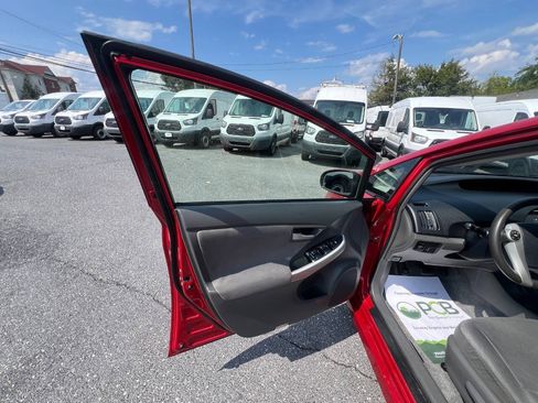 Used 2010 Toyota Prius Two FWD image 9