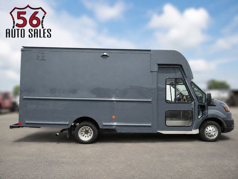 Used 2021 Ford Transit 350 DRW RWD image 1