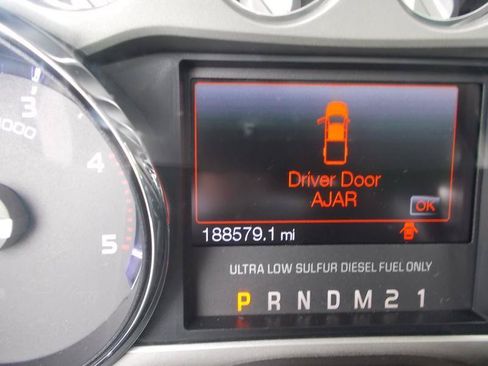 Used 2016 Ford F350 Lariat w/ Lariat Ultimate Package AWD/4WD image 36