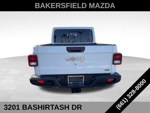 Used 2021 Jeep Gladiator Overland w/ Popular Equipment Package AWD/4WD image 4