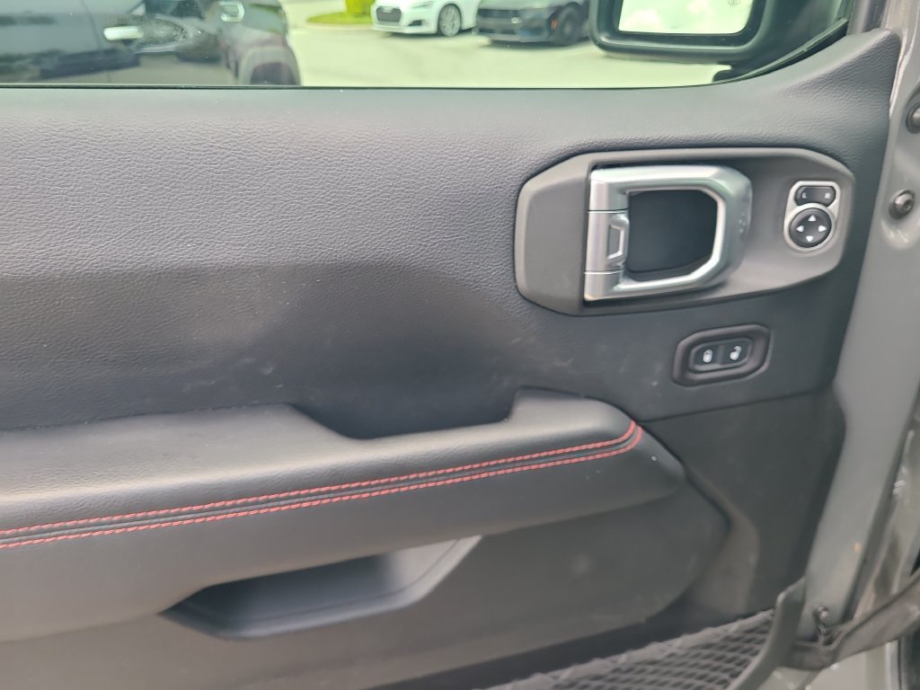 Used 2018 Jeep Wrangler Unlimited Rubicon AWD/4WD image 20