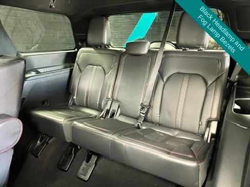 Used 2024 Ford Expedition Limited AWD/4WD image 18