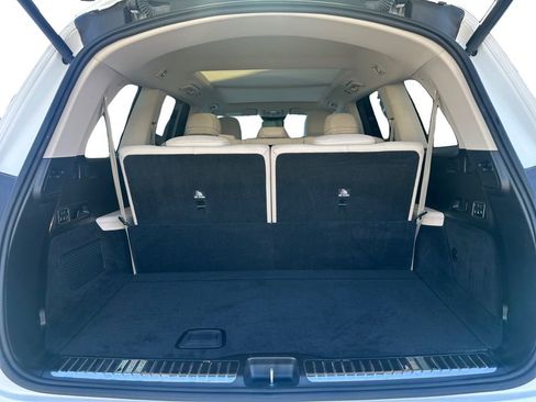 Used 2021 Mercedes-Benz GLS 450 4MATIC image 19