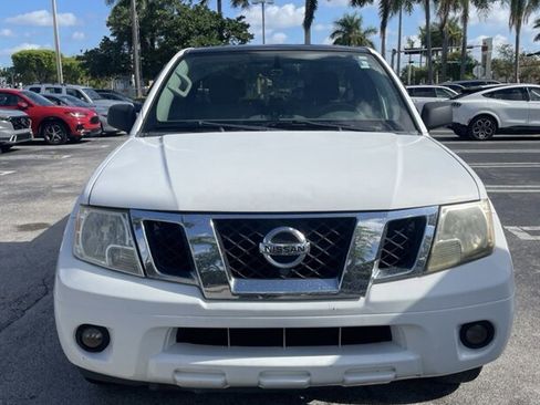 Used 2018 Nissan Frontier S RWD image 2