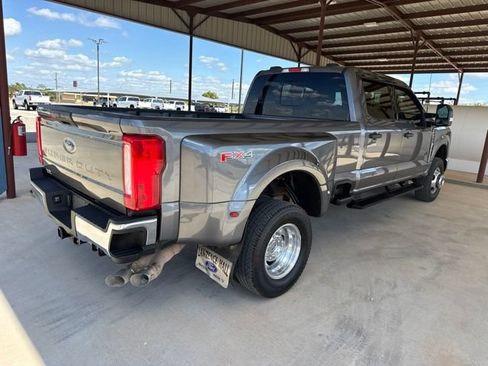 Used 2024 Ford F350 XLT w/ FX4 Off-Road Package AWD/4WD image 8