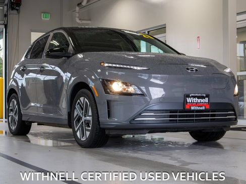 Used 2023 Hyundai Kona SE FWD image 2