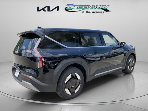 New 2026 Kia EV9 Light image 4