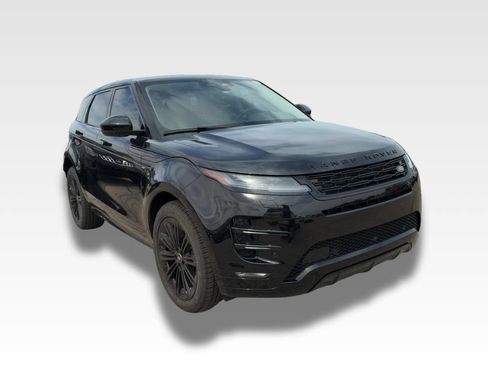 Used 2024 Land Rover Range Rover Evoque Dynamic SE AWD/4WD image 2