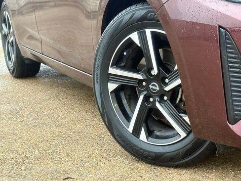 Certified 2024 Nissan Sentra SV image 8