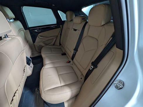 New 2026 Porsche Macan AWD/4WD image 22
