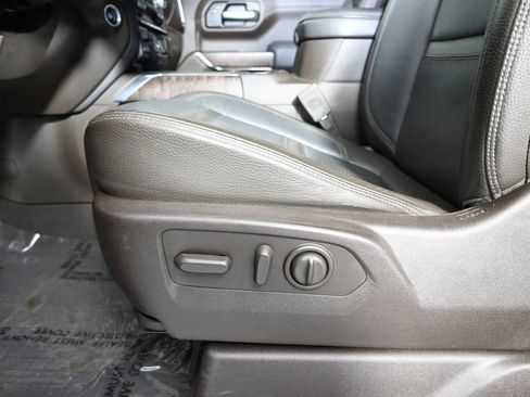 Used 2019 GMC Sierra 1500 Denali w/ Denali Ultimate Package AWD/4WD image 22